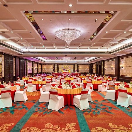 Mayfair Convention Bhubaneswar Exterior photo